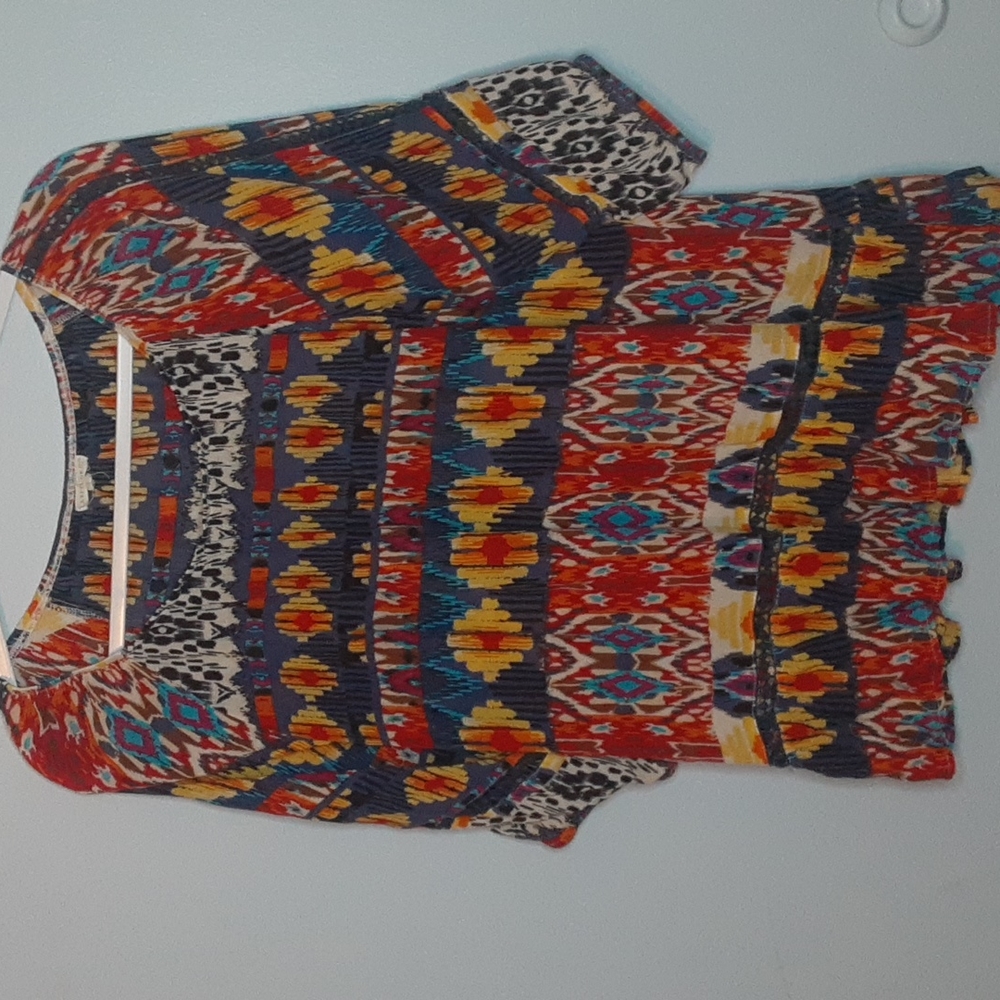 Size large latitude 10 multi-colored 100% rayon